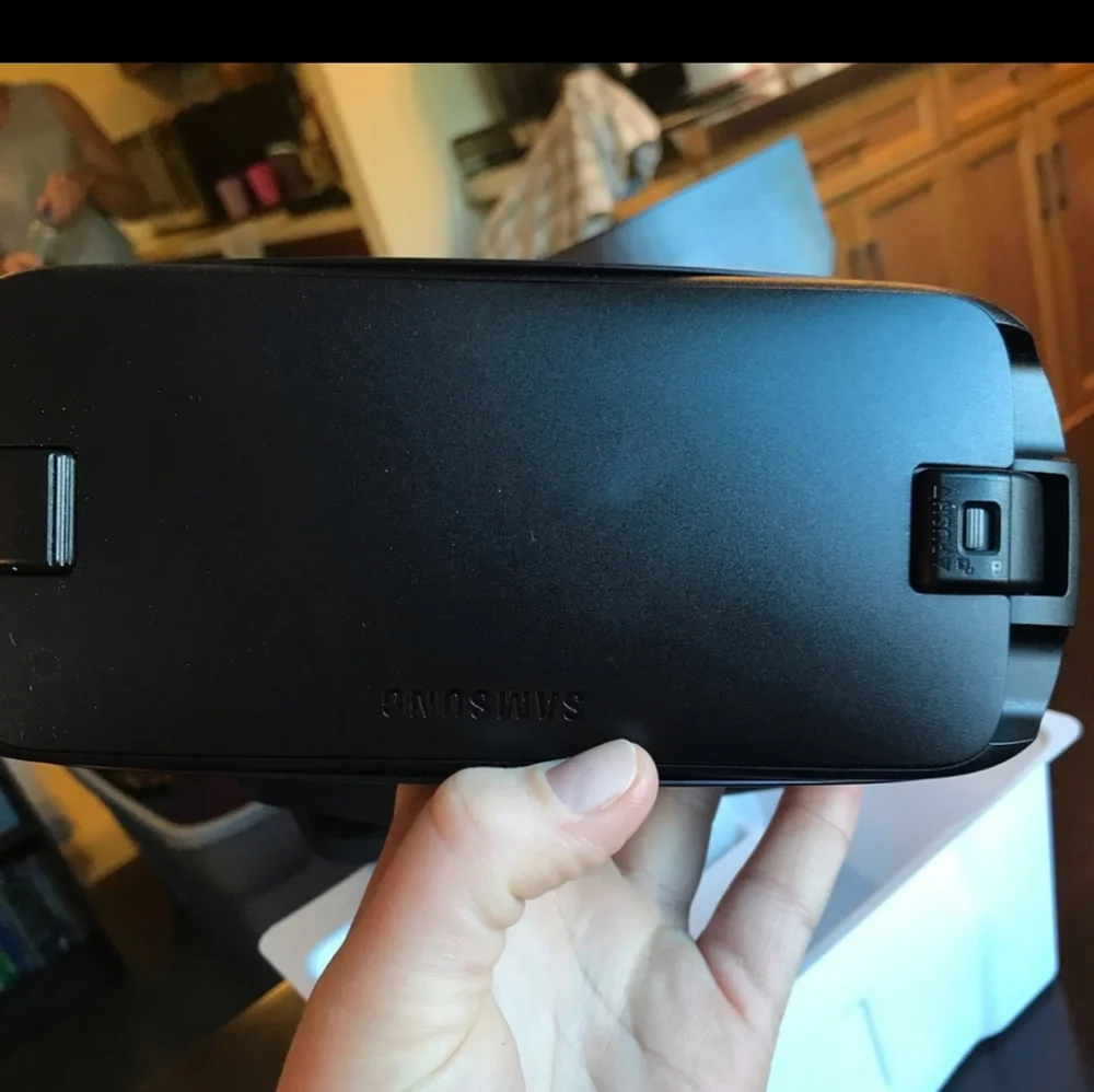 Samsung Galaxy Gear virtual reality Oculus
